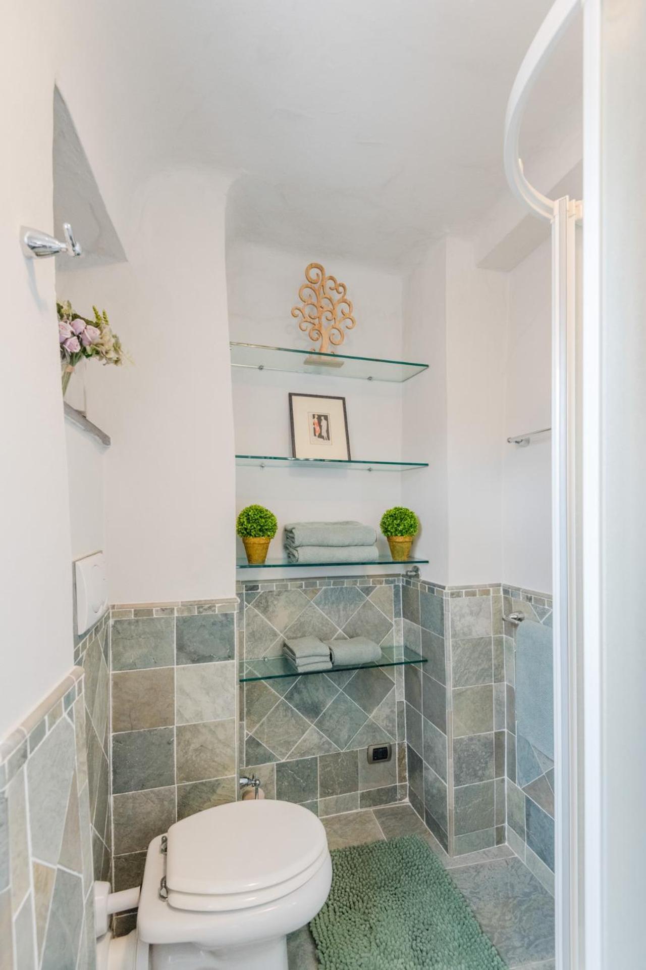 Clocktower Penthouse, 4th Floor With Terrace Lucca